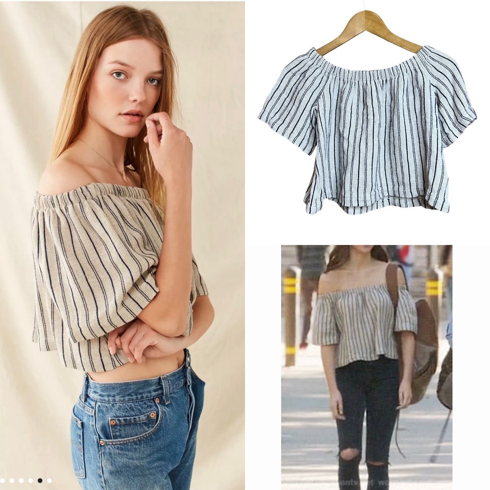 Urban Renewal UO Crop Top Off The Shoulder Striped M Vintage Fabric Blue Cream